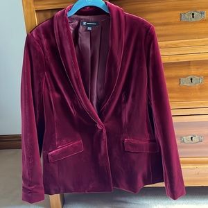 INC soft velvet red/burgundy blazer size small petite